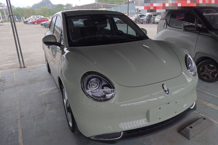 Used ORA Good Cat 2023 401 km Standard Range Luxury Version Ternary Lithium Front Right 45 Deg