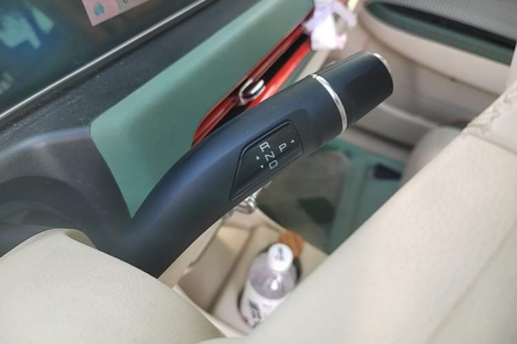 Used ORA Good Cat 2023 401 km Standard Range Premium Trim Ternary Lithium Gear Lever