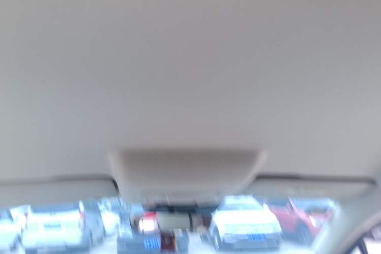 Used ORA Good Cat 2023 401 km Standard Range Luxury Version Lithium Iron Phosphate Headliner