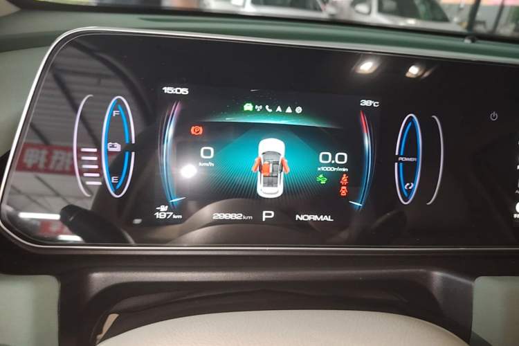 Used ORA Good Cat 2023 401 km Standard Range Luxury Version Lithium Iron Phosphate Instrument Cluster