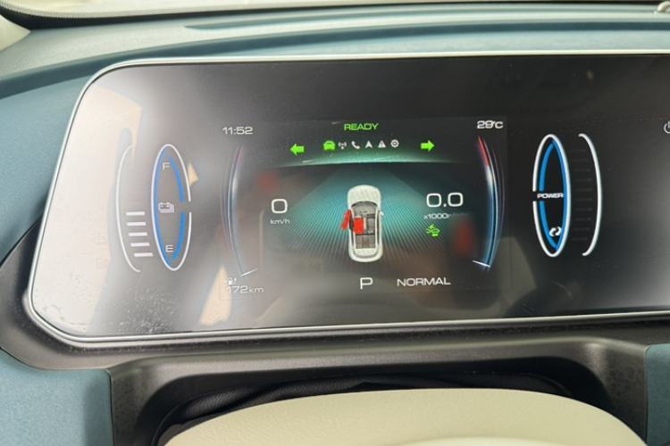Used ORA Good Cat 2023 401 km Standard Range Luxury Version Lithium Iron Phosphate Instrument Cluster