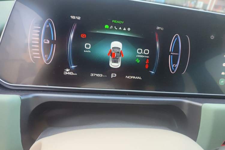 Used ORA Good Cat 2023 401 km Standard Range Luxury Version Lithium Iron Phosphate Instrument Cluster