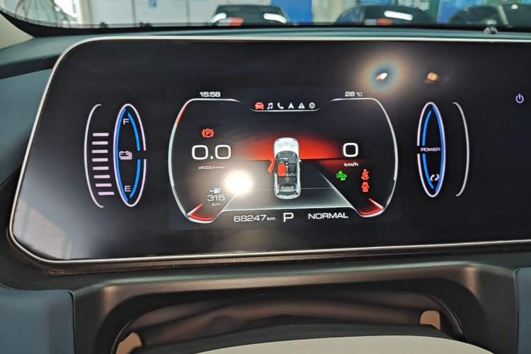 Used ORA Good Cat 2023 401 km Standard Range Luxury Version Lithium Iron Phosphate Instrument Cluster