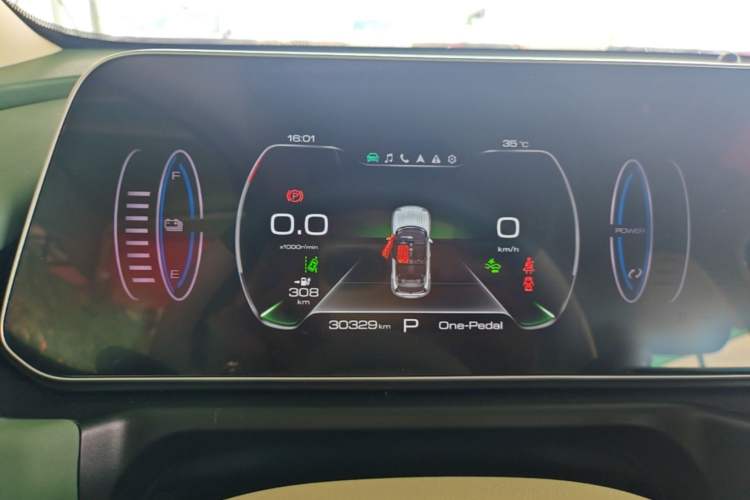 Used ORA Good Cat 2023 401 km Standard Range Premium Version Lithium Iron Phosphate Instrument Cluster