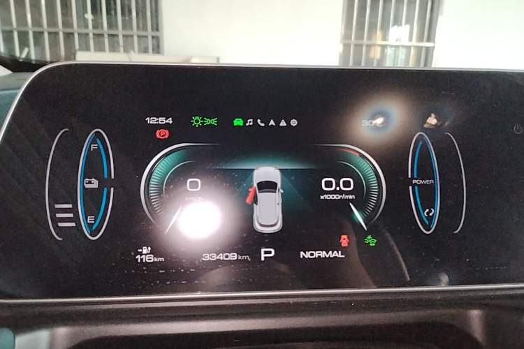 Used ORA Good Cat 2023 401 km Standard Range Prestige Version Lithium Iron Phosphate Instrument Cluster
