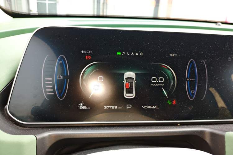 Used ORA Good Cat 2023 401 km Standard Range Luxury Version Lithium Iron Phosphate Instrument Cluster