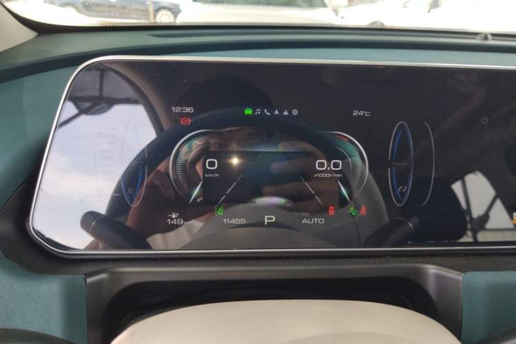 Used ORA Good Cat 2023 401 km Standard Range Luxury Version Ternary Lithium Instrument Cluster
