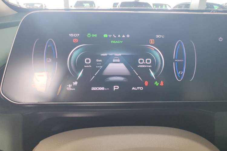 Used ORA Good Cat 2023 401 km Standard Range Luxury Version Lithium Iron Phosphate Instrument Cluster