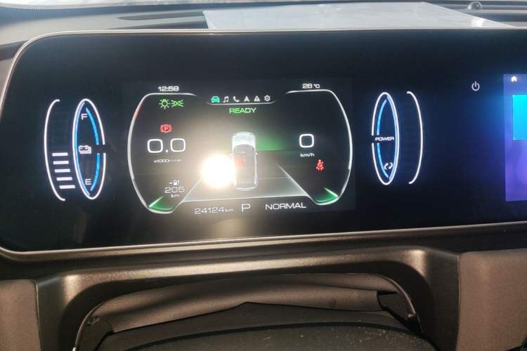 Used ORA Good Cat 2023 401 km Standard Range Comfort Version Lithium Iron Phosphate Instrument Cluster