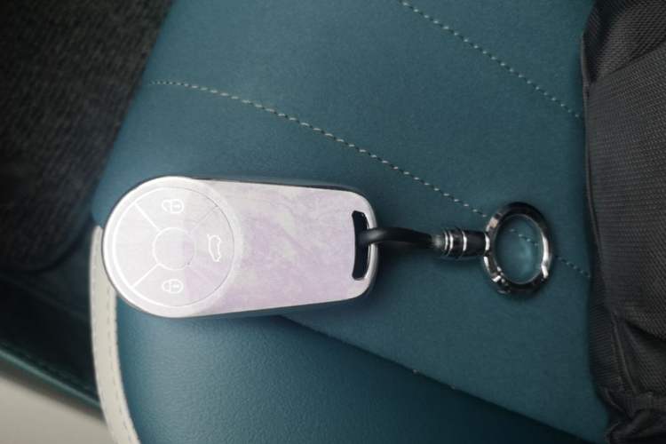 Used ORA Good Cat 2023 401 km Standard Range Luxury Version Lithium Iron Phosphate Interior 1