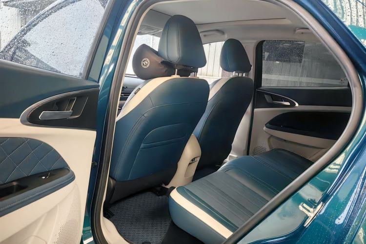 Used ORA Good Cat 2023 401 km Standard Range Premium Trim Ternary Lithium Interior 3