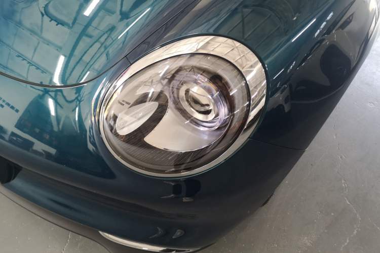 Used ORA Good Cat 2023 401 km Standard Range Luxury Version Lithium Iron Phosphate Left Front Headlight