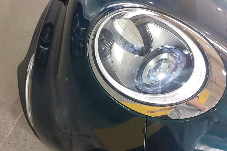 Used ORA Good Cat 2023 401 km Standard Range Prestige Version Lithium Iron Phosphate Left Front Headlight