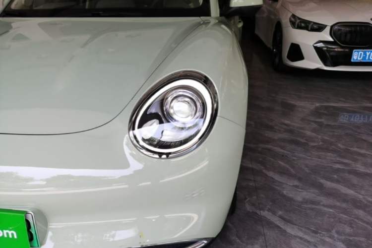 Used ORA Good Cat 2023 401 km Standard Range Luxury Version Lithium Iron Phosphate Left Front Headlight