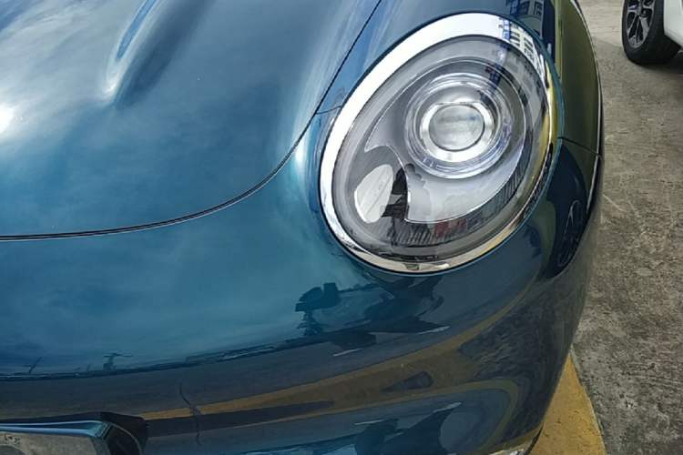 Used ORA Good Cat 2023 401 km Standard Range Prestige Version Lithium Iron Phosphate Left Front Headlight