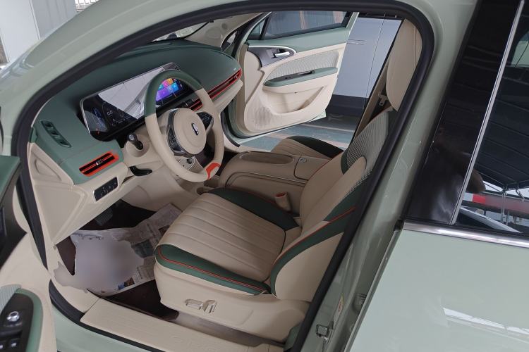 Used ORA Good Cat 2023 401 km Standard Range Luxury Version Ternary Lithium Left Front Seat