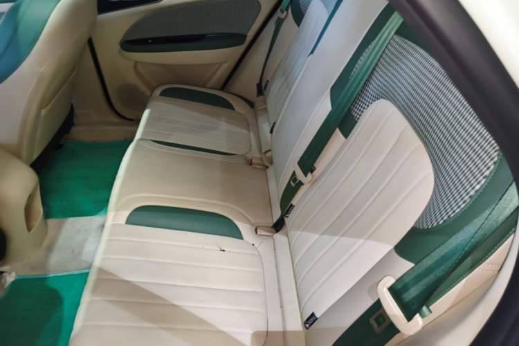 Used ORA Good Cat 2023 401 km Standard Range Prestige Version Lithium Iron Phosphate Left Rear Seat