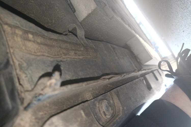 Used ORA Good Cat 2023 401 km Standard Range Luxury Version Lithium Iron Phosphate Left Side Sill