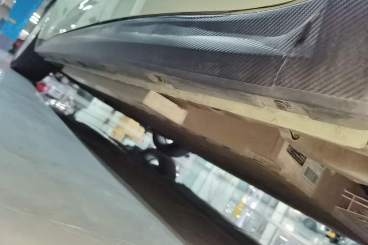 Used ORA Good Cat 2023 401 km Standard Range Luxury Version Lithium Iron Phosphate Left Side Sill