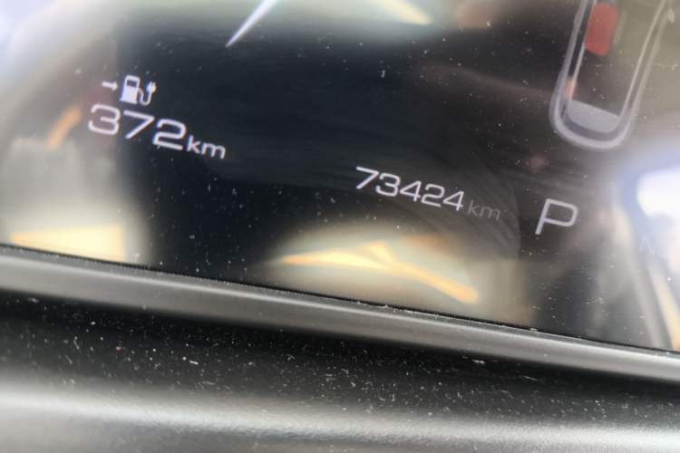 Used ORA Good Cat 2023 401 km Standard Range Premium Version Lithium Iron Phosphate Odometer Close Up