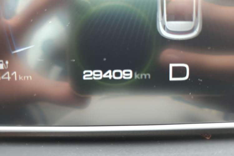 Used ORA Good Cat 2023 401 km Standard Range Premium Trim Ternary Lithium Odometer Close Up