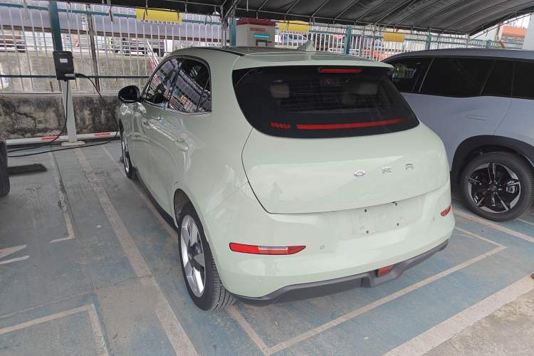 Used ORA Good Cat 2023 401 km Standard Range Luxury Version Ternary Lithium Rear Left 45 Deg