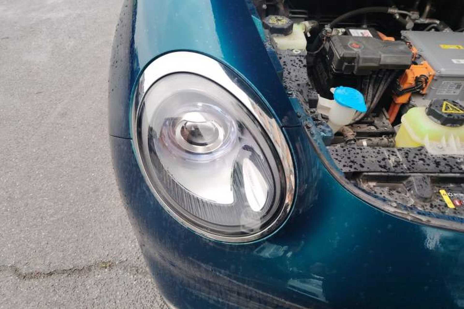 Used ORA Good Cat 2023 401 km Standard Range Premium Trim Ternary Lithium Right Front Headlight