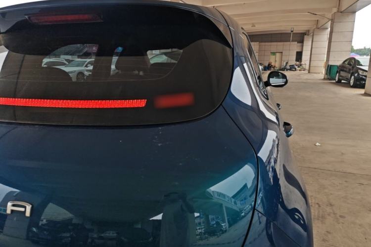 Used ORA Good Cat 2023 401 km Standard Range Luxury Version Lithium Iron Phosphate Right Rear Taillight