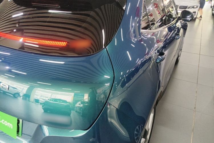 Used ORA Good Cat 2023 401 km Standard Range Premium Version Lithium Iron Phosphate Right Rear Taillight