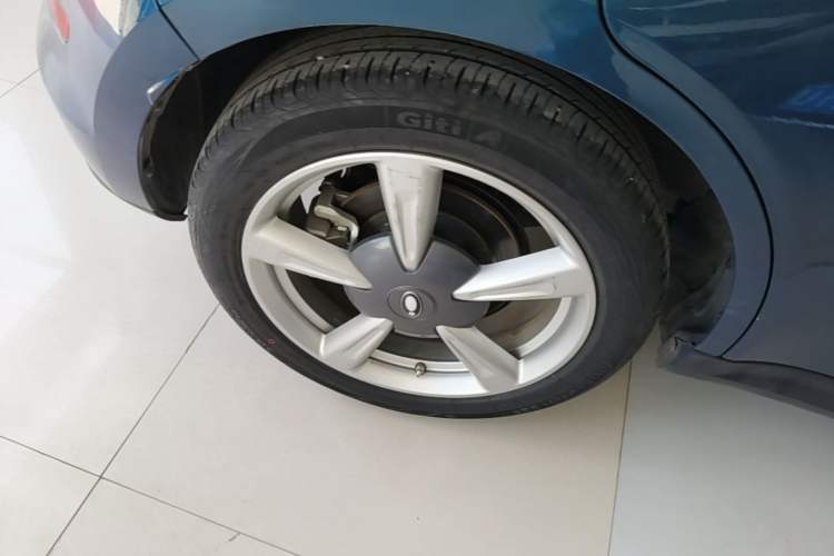 Used ORA Good Cat 2023 401 km Standard Range Premium Trim Ternary Lithium Right Rear Wheel Hub