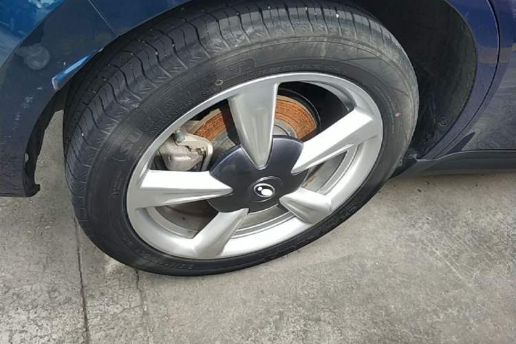 Used ORA Good Cat 2023 401 km Standard Range Prestige Version Lithium Iron Phosphate Right Rear Wheel Hub