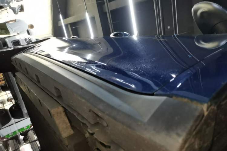 Used ORA Good Cat 2023 401 km Standard Range Luxury Version Lithium Iron Phosphate Right Side Sill