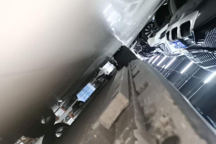 Used ORA Good Cat 2023 401 km Standard Range Luxury Version Lithium Iron Phosphate Right Side Sill