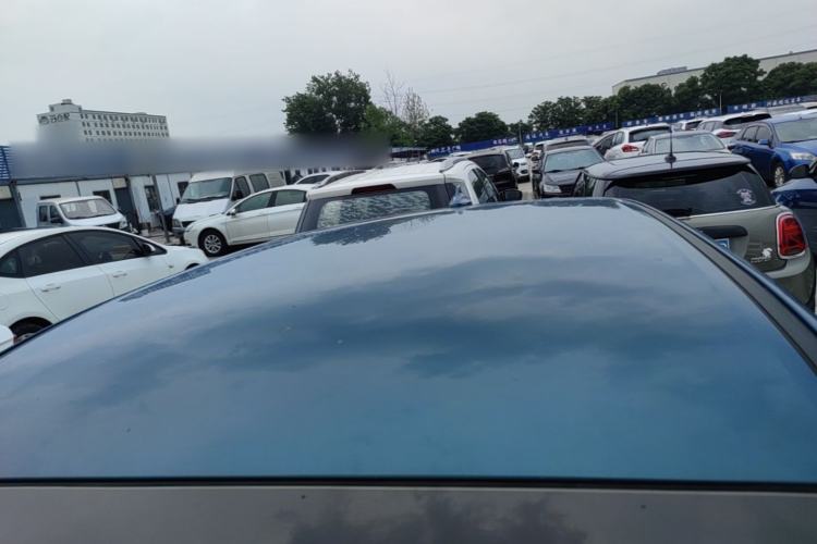 Used ORA Good Cat 2023 401 km Standard Range Luxury Version Lithium Iron Phosphate Roof