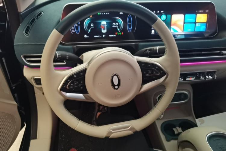 Used ORA Good Cat 2023 401 km Standard Range Premium Trim Ternary Lithium Steering Wheel