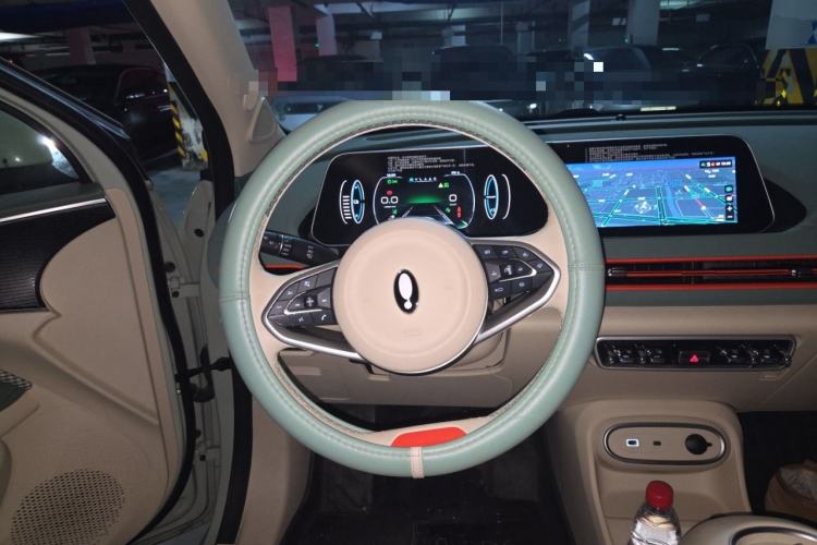 Used ORA Good Cat 2023 401 km Standard Range Luxury Version Lithium Iron Phosphate Steering Wheel