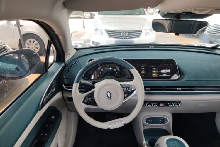 Used ORA Good Cat 2023 401 km Standard Range Luxury Version Ternary Lithium Steering Wheel