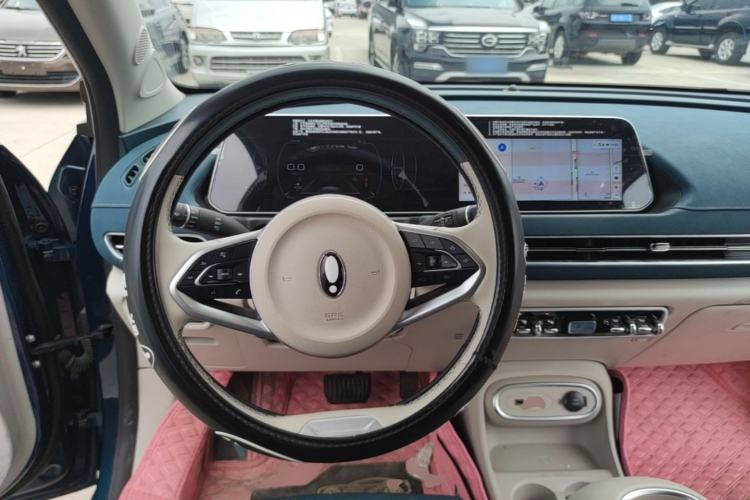 Used ORA Good Cat 2023 401 km Standard Range Luxury Version Lithium Iron Phosphate Steering Wheel