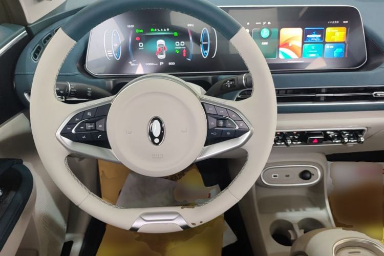 Used ORA Good Cat 2023 401 km Standard Range Prestige Version Lithium Iron Phosphate Steering Wheel