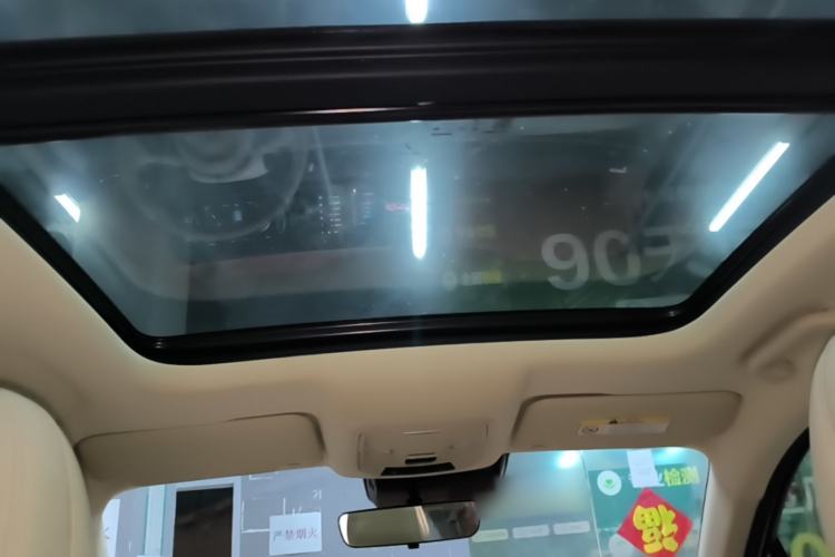 Used ORA Good Cat 2023 401 km Standard Range Prestige Version Lithium Iron Phosphate Headliner