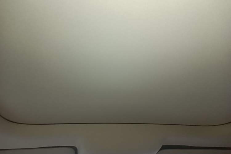 Used ORA Good Cat 2023 401 km Standard Range Premium Version Lithium Iron Phosphate Headliner