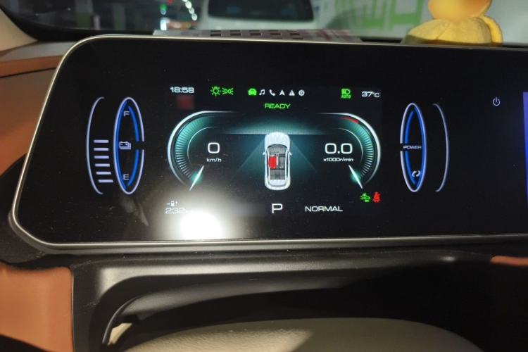 Used ORA Good Cat 2023 401 km Standard Range Premium Version Lithium Iron Phosphate Instrument Cluster