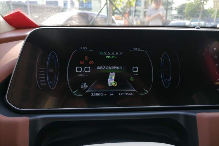 Used ORA Good Cat 2023 401 km Standard Range Luxury Version Ternary Lithium Instrument Cluster