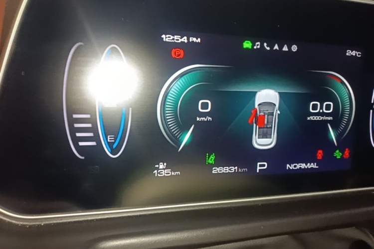 Used ORA Good Cat 2023 401 km Standard Range Prestige Version Lithium Iron Phosphate Instrument Cluster