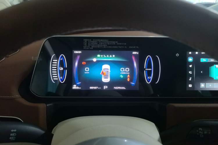 Used ORA Good Cat 2023 401 km Standard Range Luxury Version Lithium Iron Phosphate Instrument Cluster