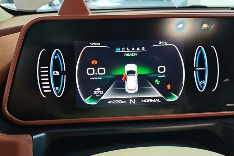 Used ORA Good Cat 2023 401 km Standard Range Luxury Version Lithium Iron Phosphate Instrument Cluster