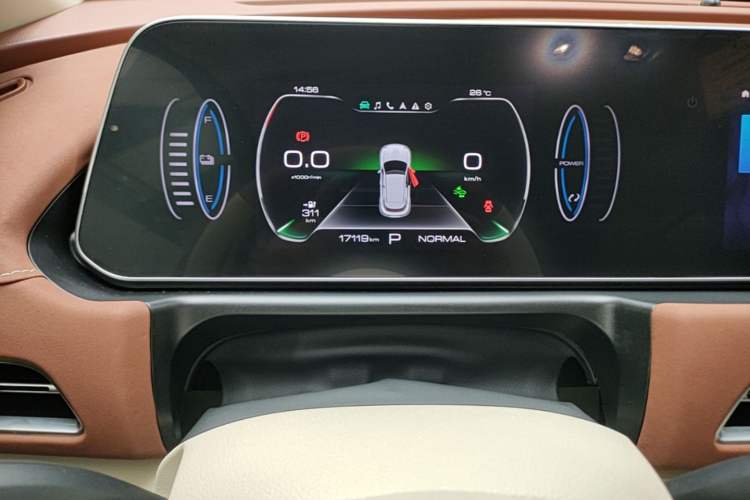 Used ORA Good Cat 2023 401 km Standard Range Premium Version Lithium Iron Phosphate Instrument Cluster