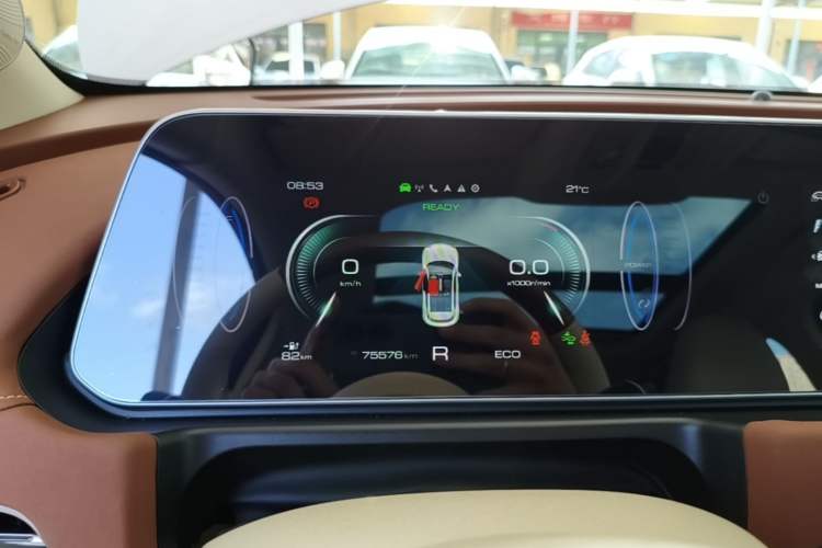 Used ORA Good Cat 2023 401 km Standard Range Premium Version Lithium Iron Phosphate Instrument Cluster