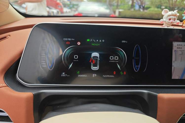 Used ORA Good Cat 2023 401 km Standard Range Premium Version Lithium Iron Phosphate Instrument Cluster