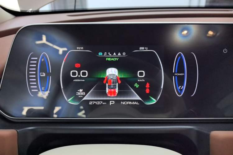 Used ORA Good Cat 2023 401 km Standard Range Premium Version Lithium Iron Phosphate Instrument Cluster